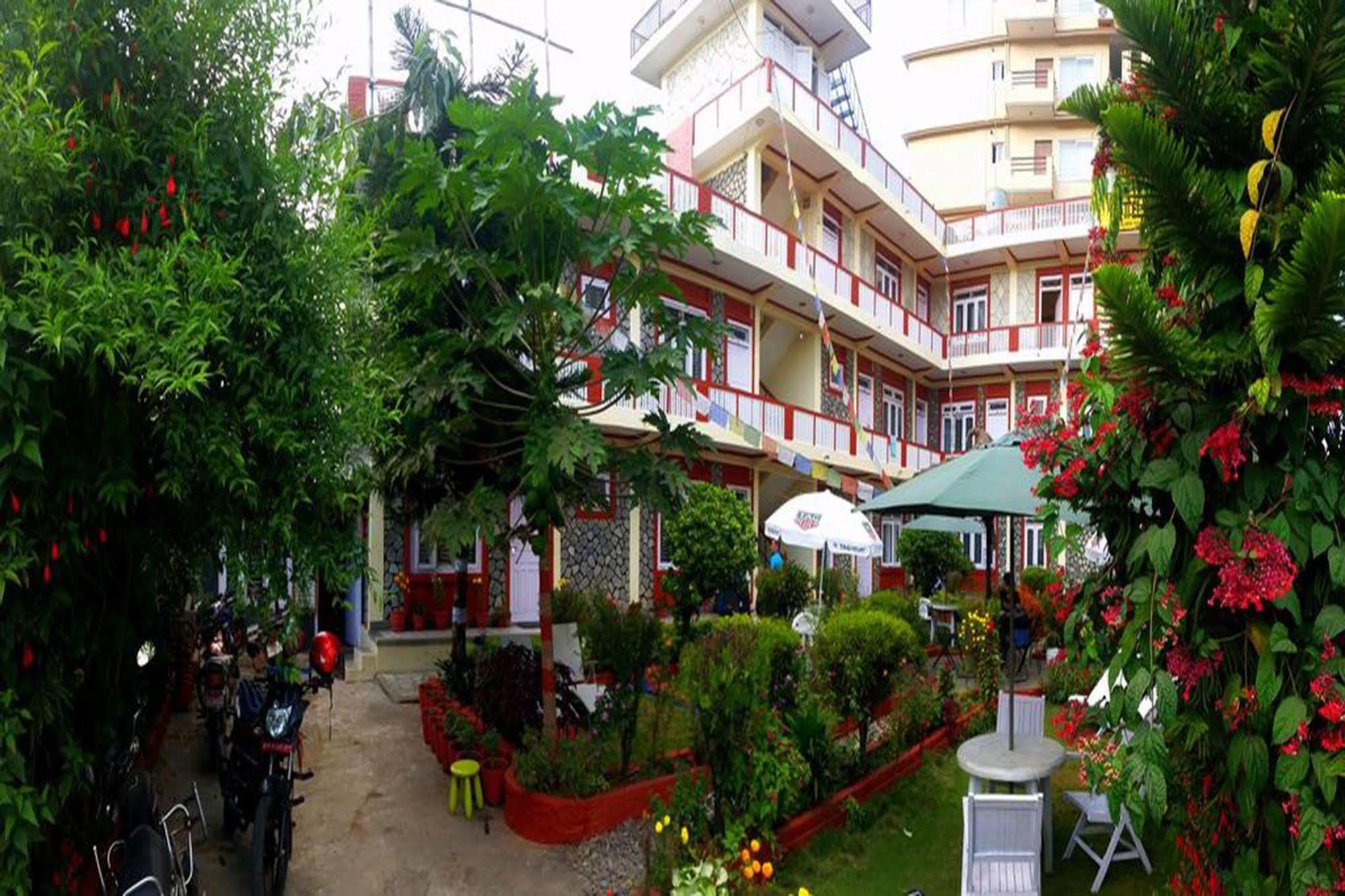 Hotel Angel Покхара Экстерьер фото